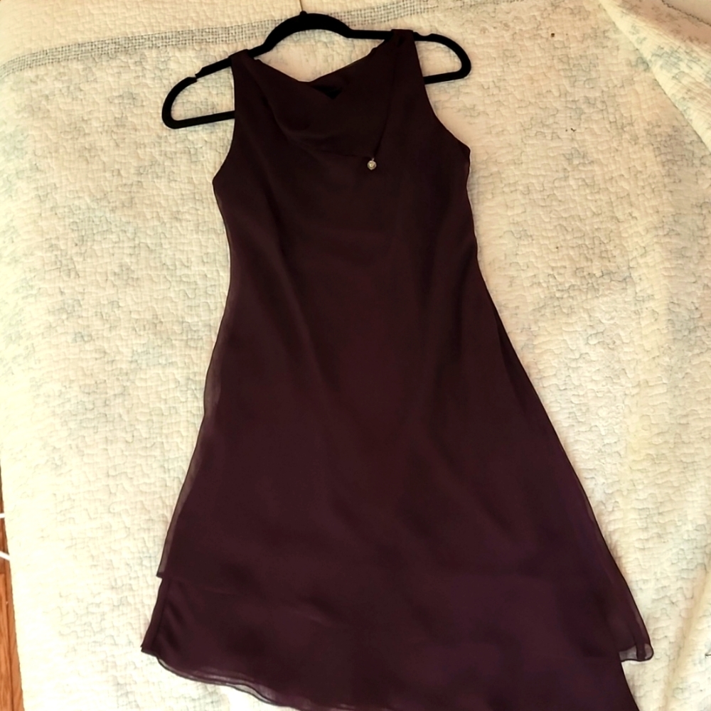 Deep purple chiffon like sleeveless dress. Size 6p
